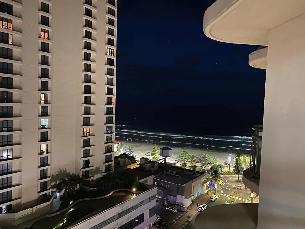 Unit 2 - Spectacular Sea Views In Surfers Paradise Gold Coast 0*,