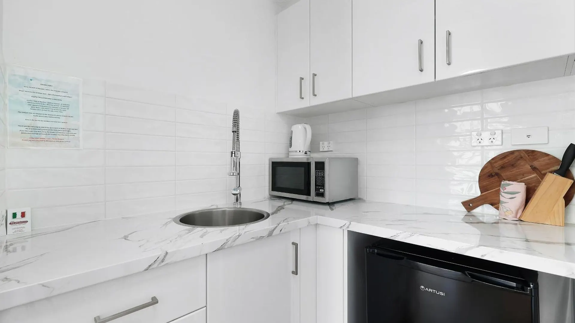 Apartment Unit 2 - Spectacular Sea Views In Surfers Paradise Gold Coast